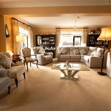 Station House Bed & Breakfast Эннистимон Экстерьер фото