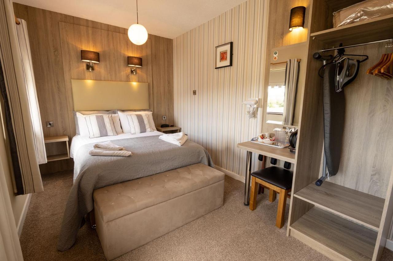 Station House Bed & Breakfast Эннистимон Экстерьер фото