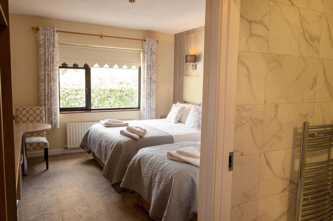 Station House Bed & Breakfast Эннистимон Экстерьер фото