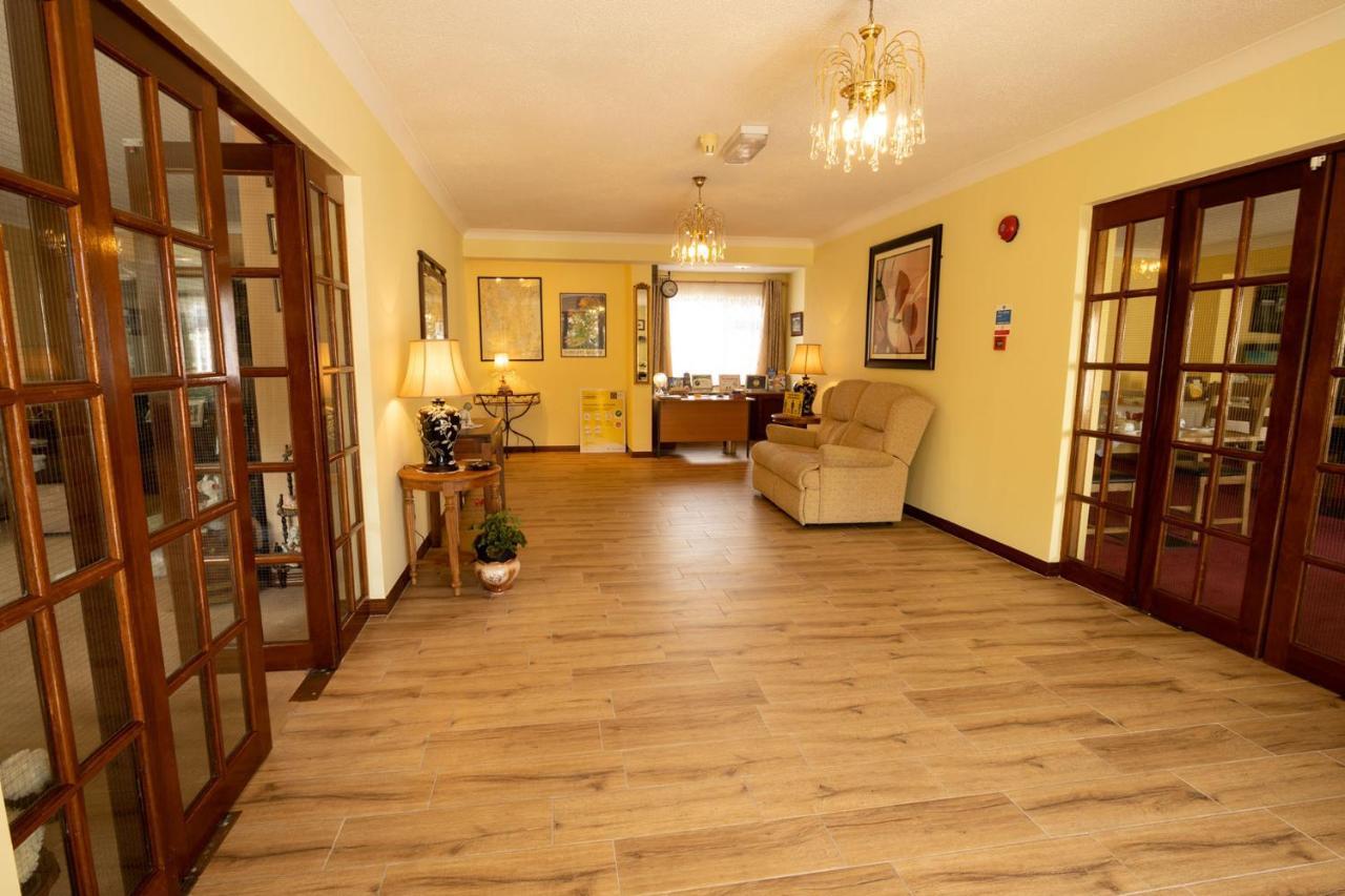 Station House Bed & Breakfast Эннистимон Экстерьер фото