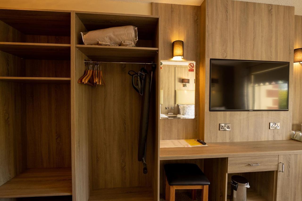 Station House Bed & Breakfast Эннистимон Экстерьер фото