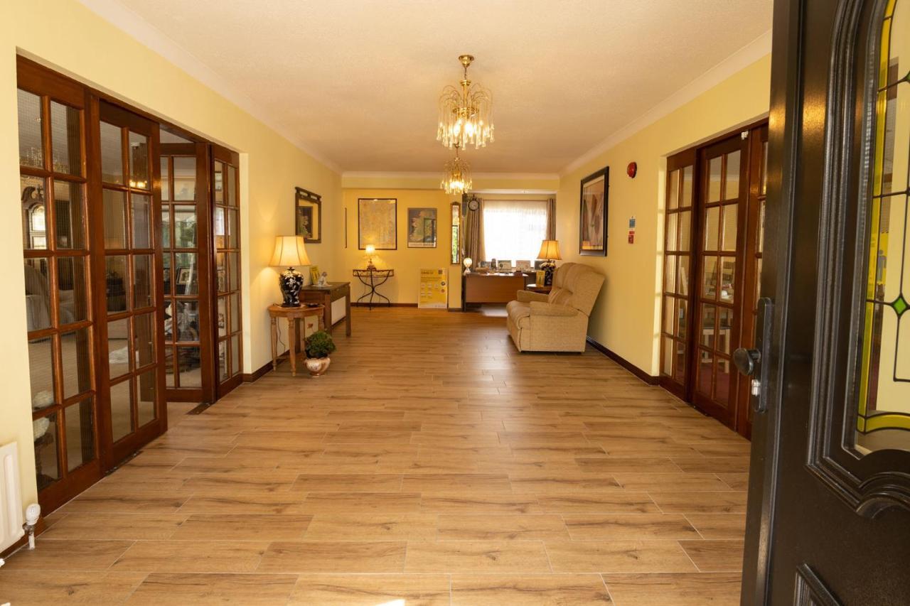 Station House Bed & Breakfast Эннистимон Экстерьер фото